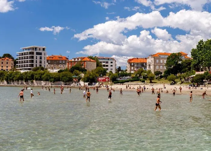 Diamond - 500 M From The Centar *