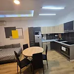 Apartment Diamond - 500 M From The Centar Split